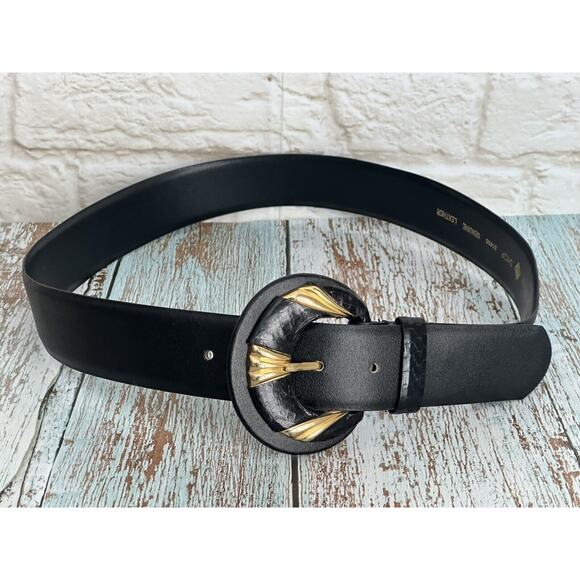 Women\'s Vintage 1980 Black and Gold Tone‎ Accent Buckle Belt L